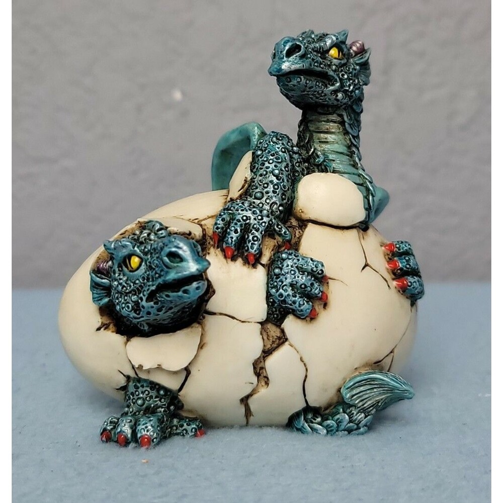 Summit Collection Two Headed Hatching Dragons Egg Mythical Magic figure 1998 W.U